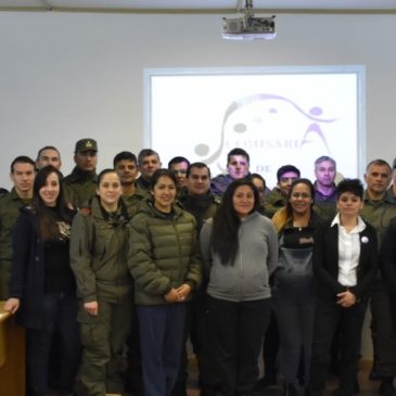 Comisaría de la Familia de Bariloche brindó capacitación al personal de Gendarmería Nacional