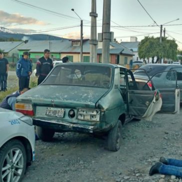  Detuvieron a tres delincuentes que asaltaron a un joven en El Bolsón