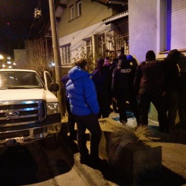 Detuvieron a dos delincuentes con elementos sustraídos a una camioneta