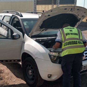 Casa de Piedra: retienen una camioneta con pedido de secuestro por robo