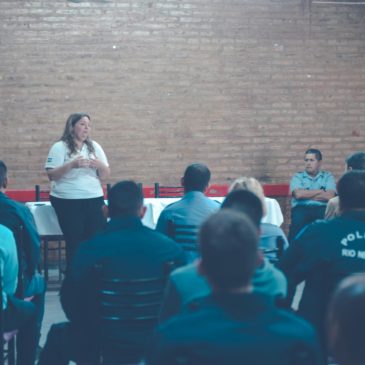 Policías recibieron una charla para prevenir el Coronavirus