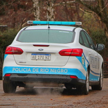 Detuvieron a un hombre y demoraron a un menor con estupefacientes en su poder