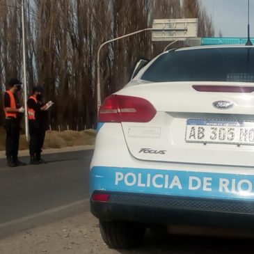 Roca: tres personas aprehendidas, una con pedido de captura