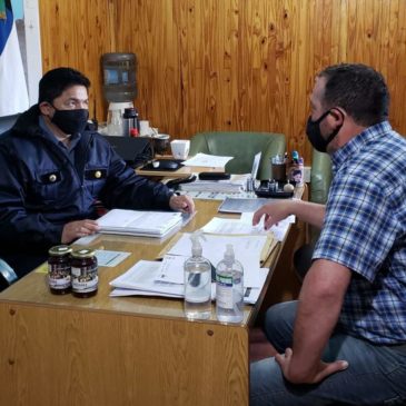 Jefe de Regional III recibió a comisionado de El Manso quien solicitó la instalación de un destacamento en el paraje El Foyel