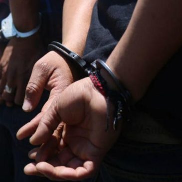 Arrestan a dos jóvenes que realizaban maniobras indebidas en Jacobacci