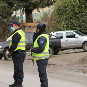 Dos detenidos por sustraer elementos de una camioneta utilizando una “ganzúa”