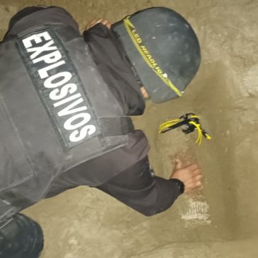 La Unidad de Neutralización de Explosivos de la Policía detonó un antiguo proyectil de práctica hallado en el Puerto de San Antonio Este