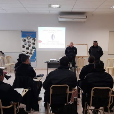 La Unidad Regional Quinta de Cipolletti dio comienzo al curso “Área asuntos internos” para oficiales administrativos