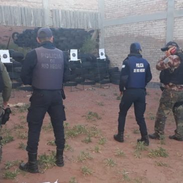 Policías rionegrinos se capacitaron en el uso de armas de fuego