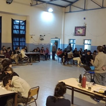 Comisaría de la Familia de Bariloche capacitó a estudiantes de Comallo