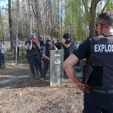 La Brigada de Explosivos brindó capacitaciones en seguridad para personal de Tránsito de la Policía