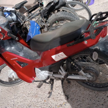 Personal de la BMA retuvo una motocicleta en Villa Regina