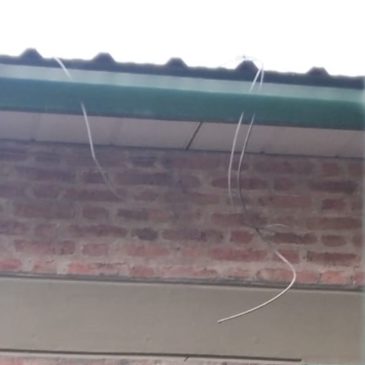 Villa Regina: un hombre que cortaba cables del techo de una escuela fue detenido