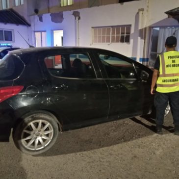 Secuestran en Cipolletti un auto con pedido de secuestro de Buenos Aires