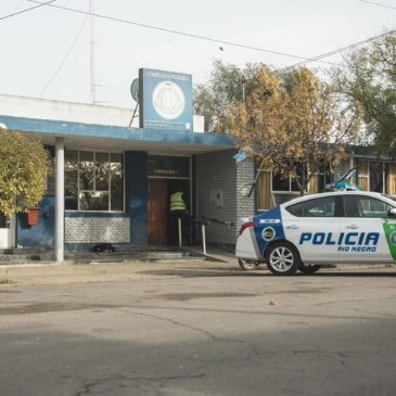 Viedma: un hombre quiso entrar a robar en un comercio y terminó detenido