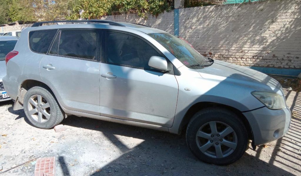 POLICIALES: La Policía recuperó dos vehículos con pedido de secuestro en General Roca