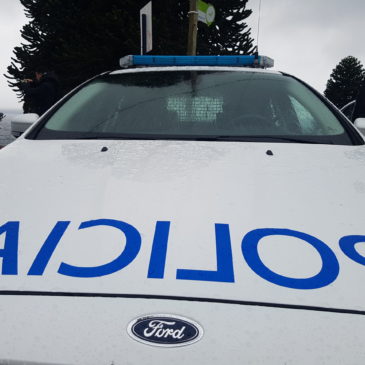Bariloche: detuvieron a tres personas sospechadas de sustraer prendas de un local céntrico