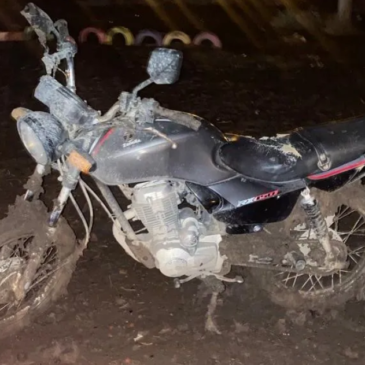 Recuperan una moto robada en el barrio Santa Clara