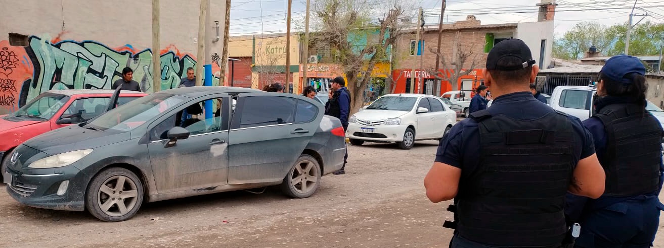 POLICIALES: General Roca: dos hombres fueron detenidos por portación ilegal de arma de fuego