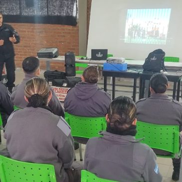 Bomberos capacitó a personal penitenciario para el manejo de material explosivo