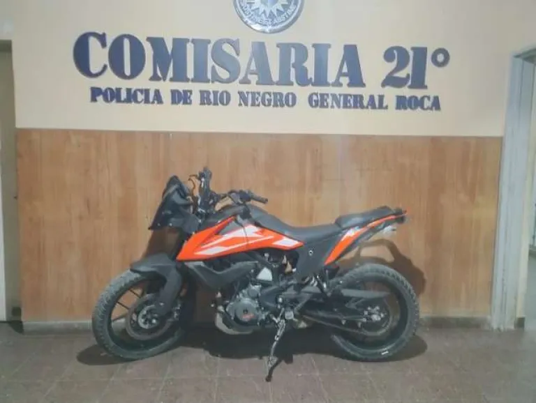 POLICIALES: General Roca: secuestraron un auto y una moto con irregularidades