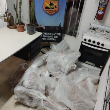 Policía decomisó carne que era transportada de forma irregular en Paso Córdoba