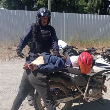 El Bolsón: en eficaz intervención, Policía recuperó una moto y varios elementos robados