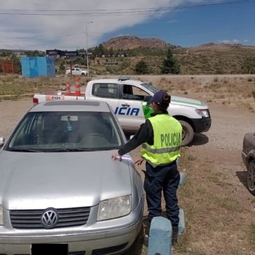 El Destacamento Vial de Dina Huapi secuestró un vehículo con inconsistencias en su documentación