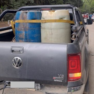 Policía secuestró un cargamento de combustible que era transportado sin habilitación ni medidas de seguridad