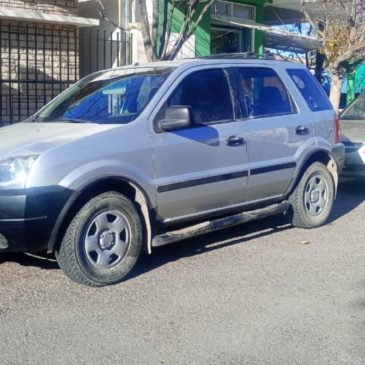 Un joven robó un auto, chocó y fue demorado