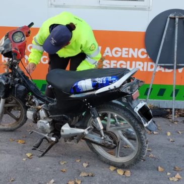 Hallan moto robada durante control policial en General Roca