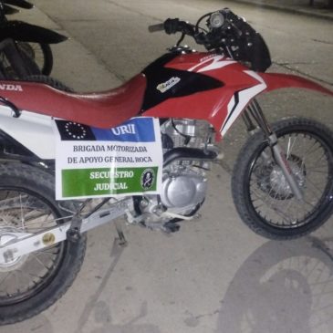 Roca: intentó huir a bordo de una motocicleta con pedido de secuestro de Neuquén