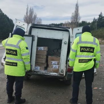 Policía secuestro productos cárnicos que eran transportados en un vehículo sin cadena de frío