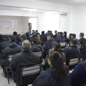 Se realizó un curso en Viedma para optimizar la labor policial en la verificación de vehículos