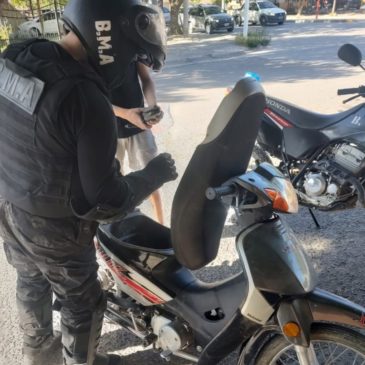 Policía incautó una moto con pedido de secuestro