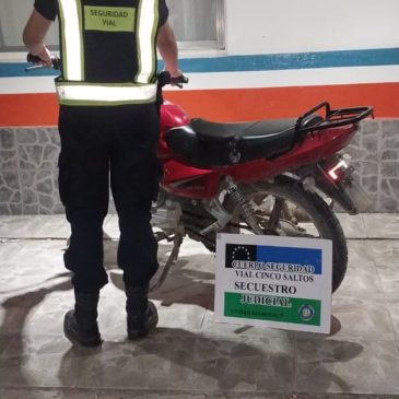 La Policía devolvió moto que había sido robada a un vecino de Cinco Saltos