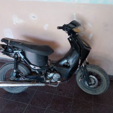 Personal policía recuperó una motocicleta en Roca