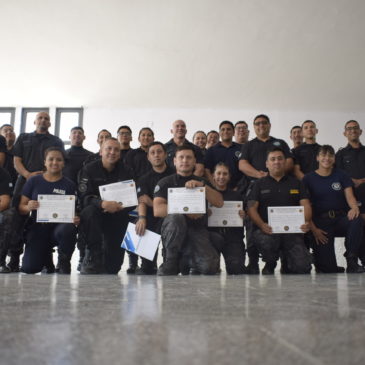 Se cerró, en Viedma, el curso para reforzar la capacidad operativa de los guías caninos