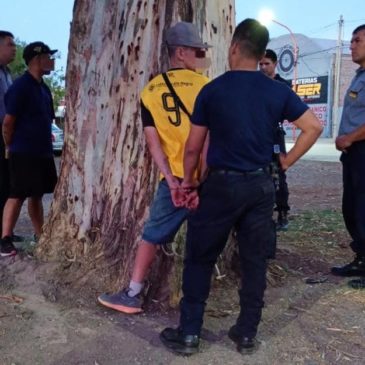 Tres personas detenidas por portación de armas en Cipolletti