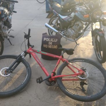 Viedma: Policía recuperó una bicicleta robada durante un operativo preventivo