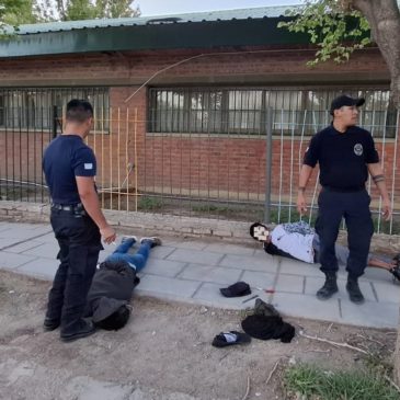 Cipolletti: la Policía detuvo a tres hombres robando