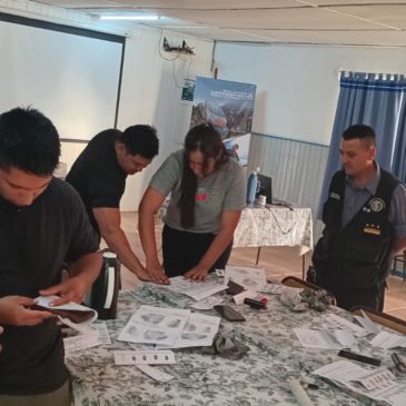 Criminalística de Sierra Grande capacitó a personal policial en tomas de impresiones dactilares