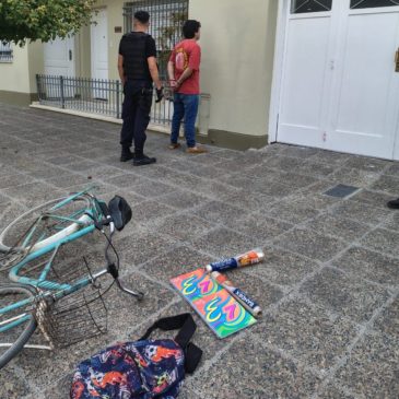 Policía aprehendió a un hombre que robó elementos de un local roquense