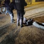 Policía detiene a joven por encubrimiento y resistencia a la autoridad