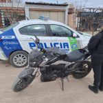 Allanamientos en Allen: secuestran cannabis, armas y una moto robada