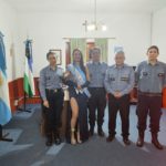 Reconocimiento a empleada policial por su destacada representación como Primera Princesa de la Nieve
