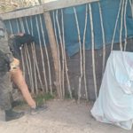 Dos hombres fueron detenidos tras robar un televisor en el barrio Islas Malvinas de Allen